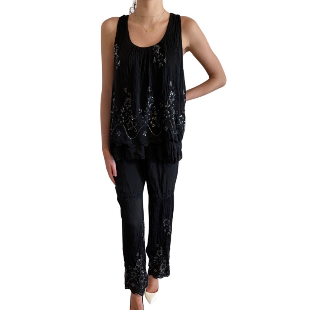 M Top and Pants